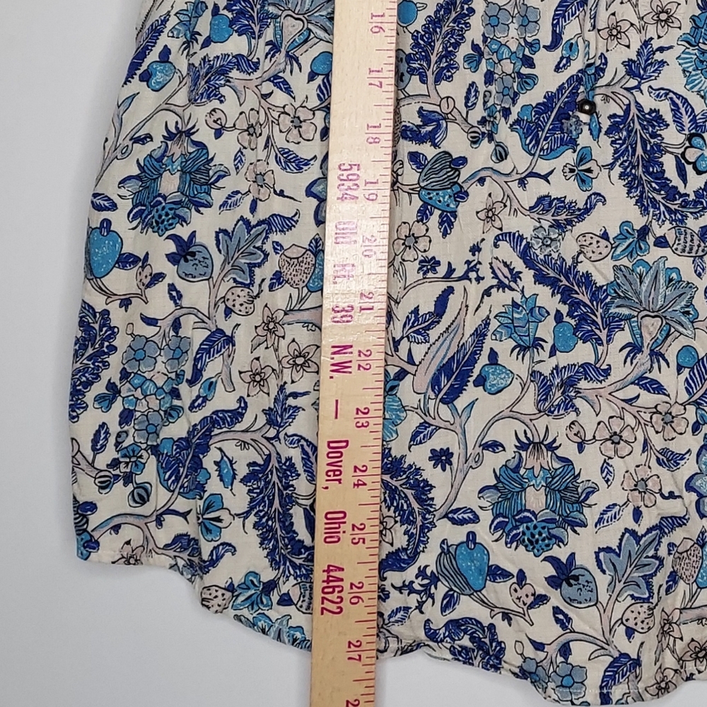 Knox Rose Top Womens Berry Wildflower Floral Lace-Up Vneck Short Sleeve Textured - Picture 7 of 10